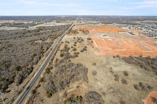 000 0000 BLVD, Edmond, OK 73034