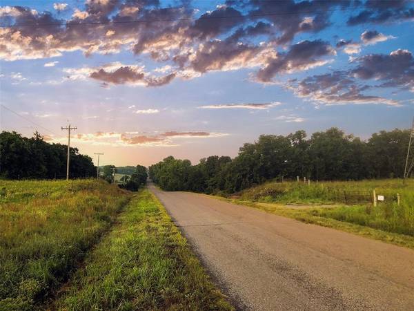 21705 N Pottawatomie RD, Luther, OK 73054