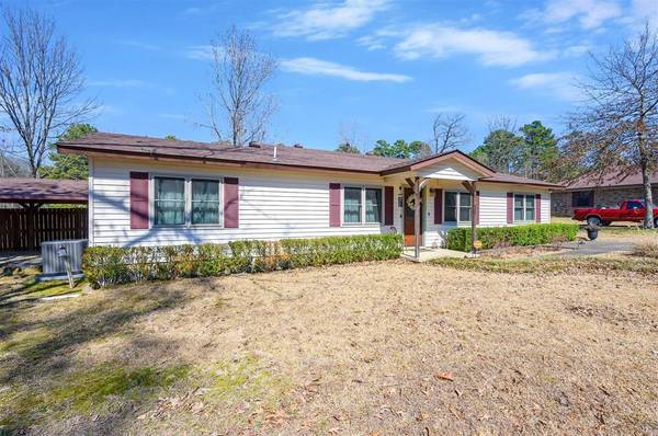 908 Circle DR, Broken Bow, OK 74728