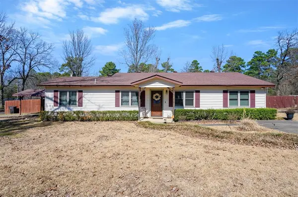 908 Circle DR, Broken Bow, OK 74728