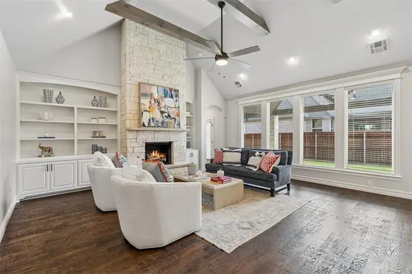 4009 Stone Hollow LN, Edmond, OK 73034