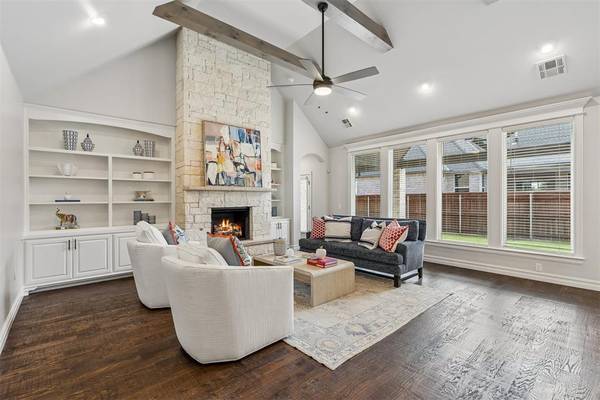 4009 Stone Hollow LN, Edmond, OK 73034