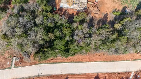 8351 W Wilshire Park DR, Oklahoma City, OK 73131