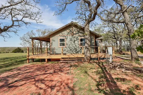 2800 Cherokee LN, Meridian, OK 73058