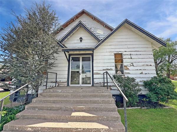 804 W 6th ST, Elk City, OK 73644