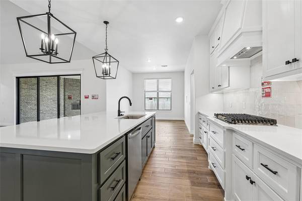 9317 NW 116th ST, Yukon, OK 73099