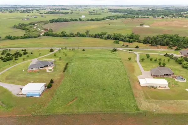 N 2440 RD #North, Weatherford, OK 73096