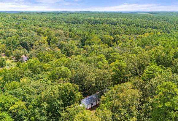 168 Bobber RD, Broken Bow, OK 74728