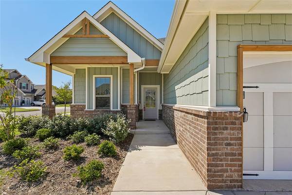 9300 NW 116th ST, Yukon, OK 73099