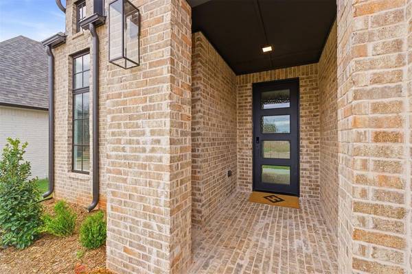 10717 NW 154th ST, Oklahoma City, OK 73078