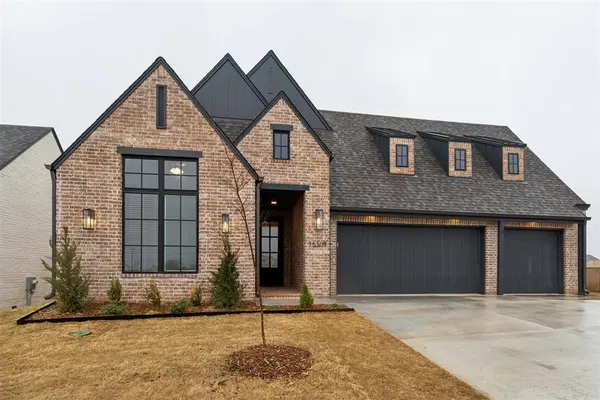 15309 Starlight LN, Oklahoma City, OK 73078