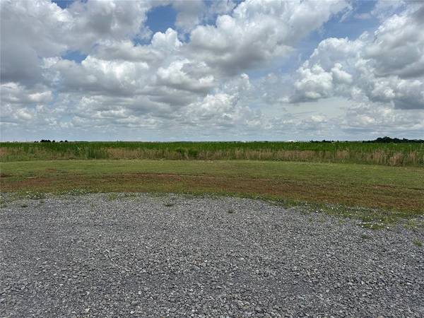 30625 White Horse LN, Cashion, OK 73016