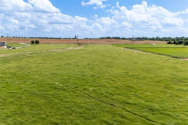 E Arapaho RD, Weatherford, OK 73096