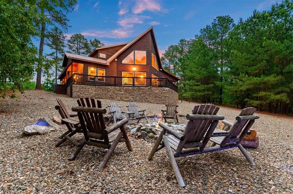 232 Orange Grove RD,  Broken Bow,  OK 74728