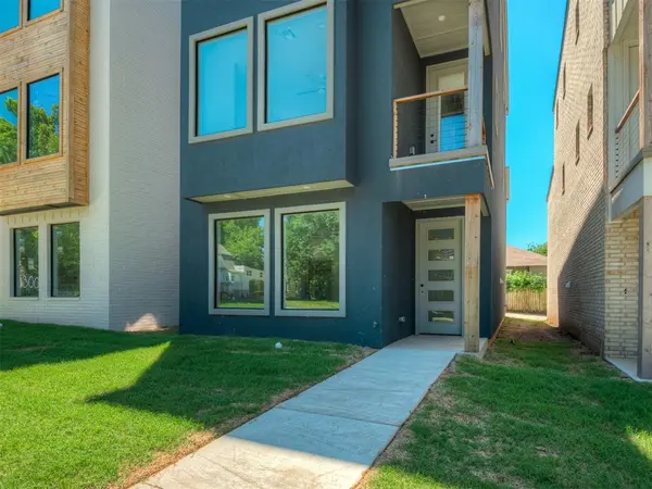 1302 NW 11th ST, Oklahoma City, OK 73106