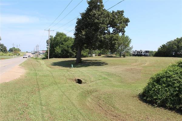 102 S Industrial RD, Chandler, OK 74834