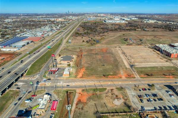 125 NE 27th ST, Moore, OK 73160