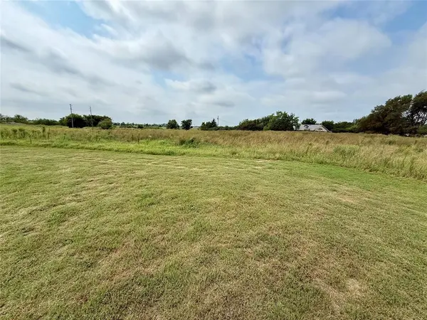20613 E COUNTY RD 156, Blair, OK 73526