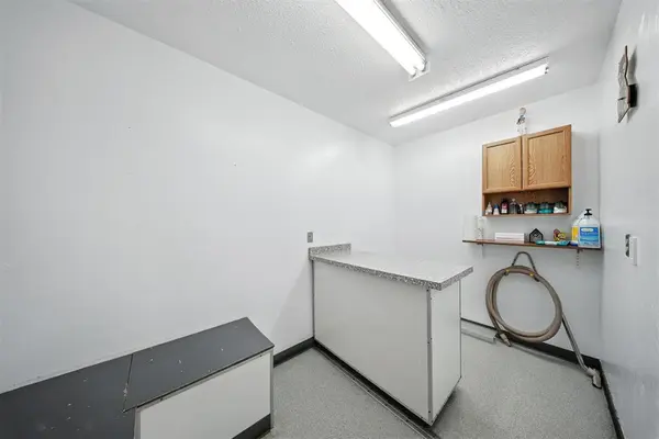 4015 NW 23rd ST, Oklahoma City, OK 73107
