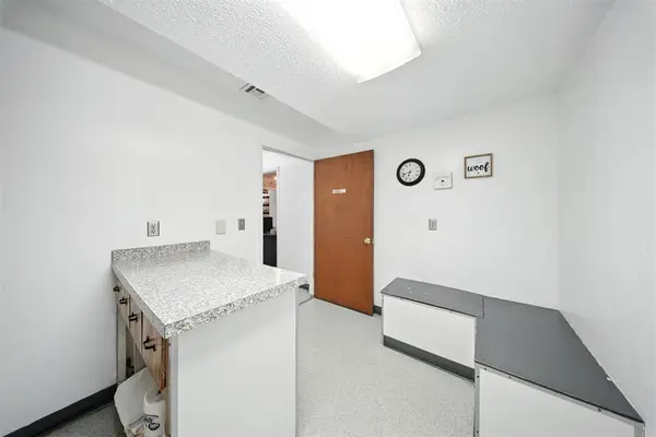 4015 NW 23rd ST, Oklahoma City, OK 73107