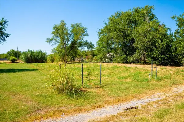 2025 Charles Whitlow AVE, Lawton, OK 73501