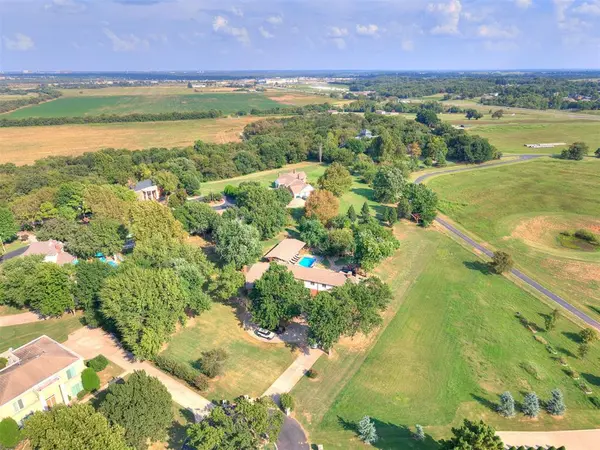 13 Southcliff, Norman, OK 73072