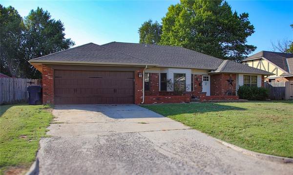2105 Bonnycastle LN, Yukon, OK 73099