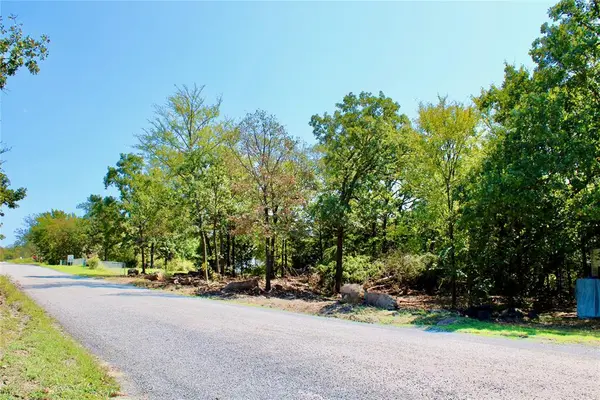 Pine DR, Stigler, OK 74462
