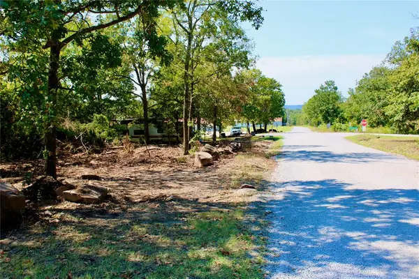 Pine DR, Stigler, OK 74462