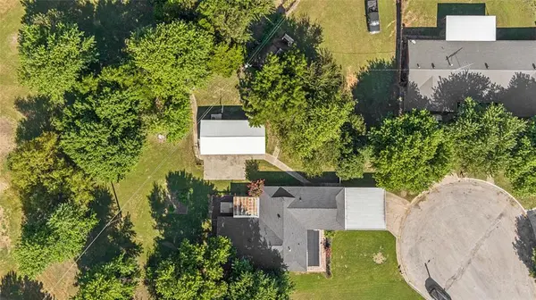719 NW Belle DR, Minco, OK 73059
