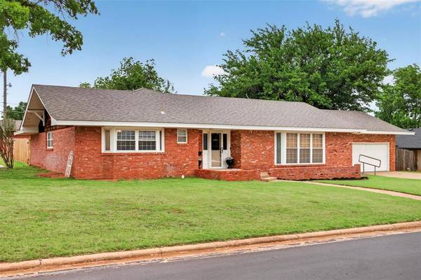 1003 E Proctor AVE, Weatherford, OK 73096