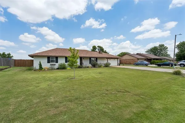 2111 Van Buren AVE, Piedmont, OK 73078