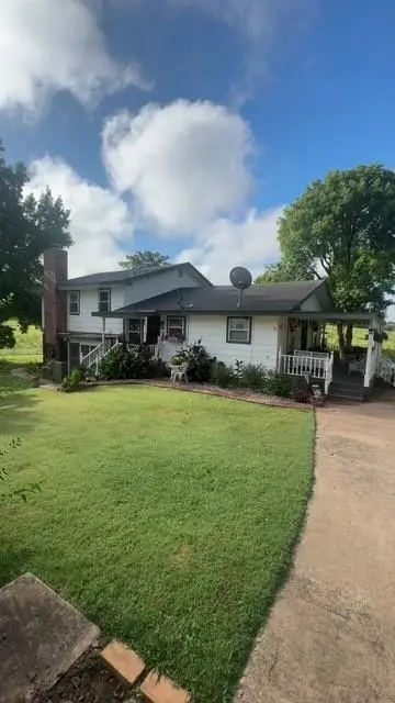 12176 Council AVE, Lindsay, OK 73052