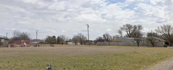 Broadway, Elk City, OK 73644