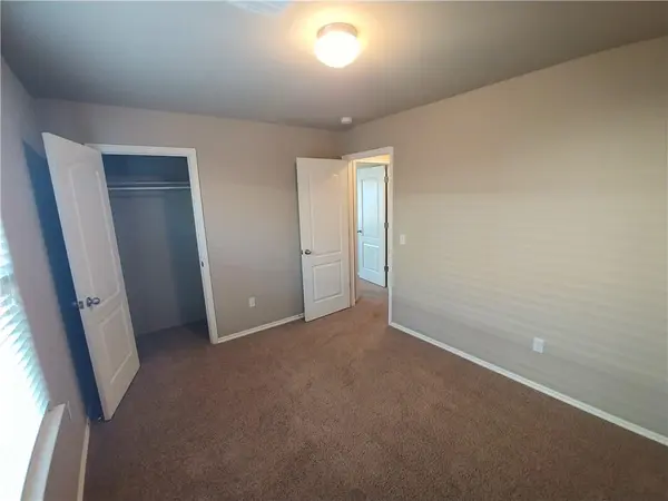 11425 SW 25th TER, Yukon, OK 73099