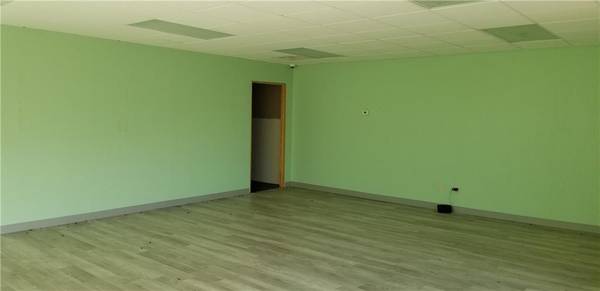12504 N Macarthur BLVD, Oklahoma City, OK 73142