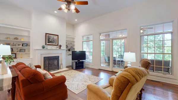 409 Legends Dr, Springville, TN 38256