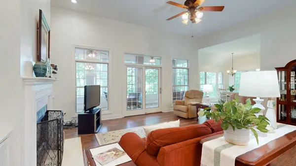 409 Legends Dr, Springville, TN 38256