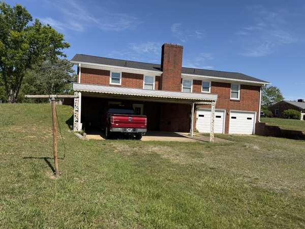 2276 S Mount Pleasant Rd, Greenbrier, TN 37073