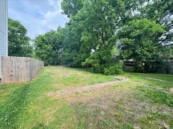 1220 Stockell St, Nashville, TN 37207