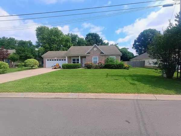 2014 Sparrow St, Spring Hill, TN 37174