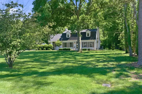 1909 Harpeth River Dr, Brentwood, TN 37027