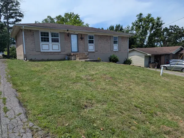 824 Oakwood Terrace Dr, Antioch, TN 37013