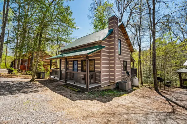 1918 Charles Lewis Way #4, Sevierville, TN 37876