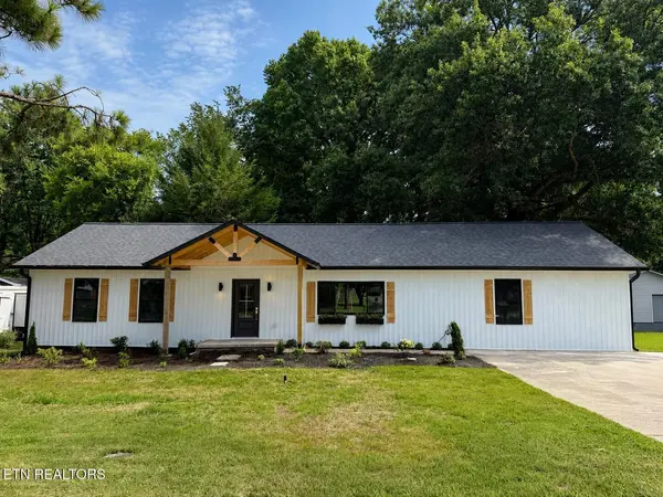 412 Sherwood Drive, Maryville, TN 37801