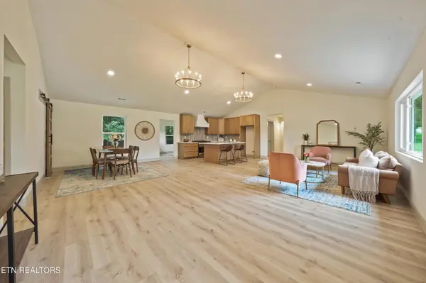 412 Sherwood Drive, Maryville, TN 37801