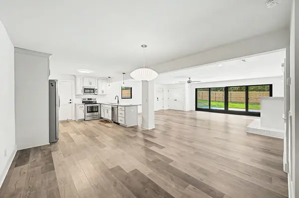 1205 Saint Marys Ln, Nashville, TN 37218