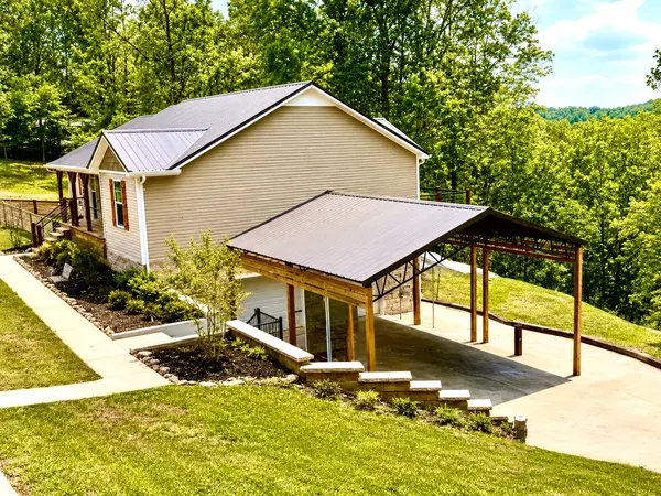 1198 Ed Sanders Rd, Lynchburg, TN 37352