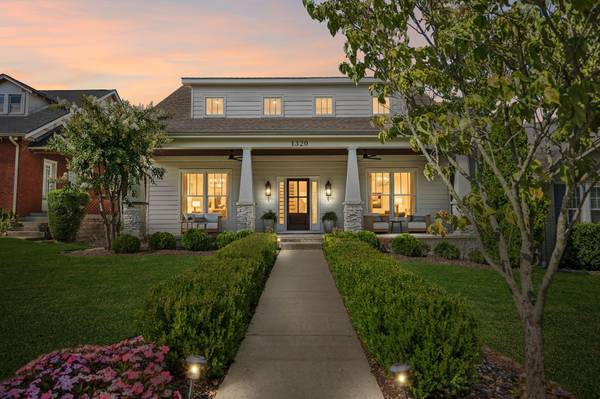 1320 Sweetbriar Ave, Nashville, TN 37212