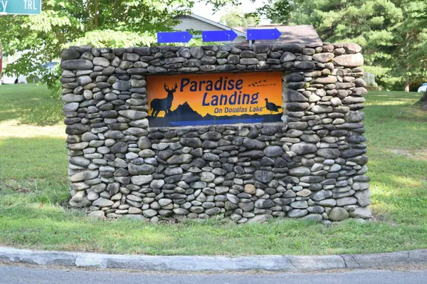 49 Spotted Fawn Ln, Dandridge, TN 37725